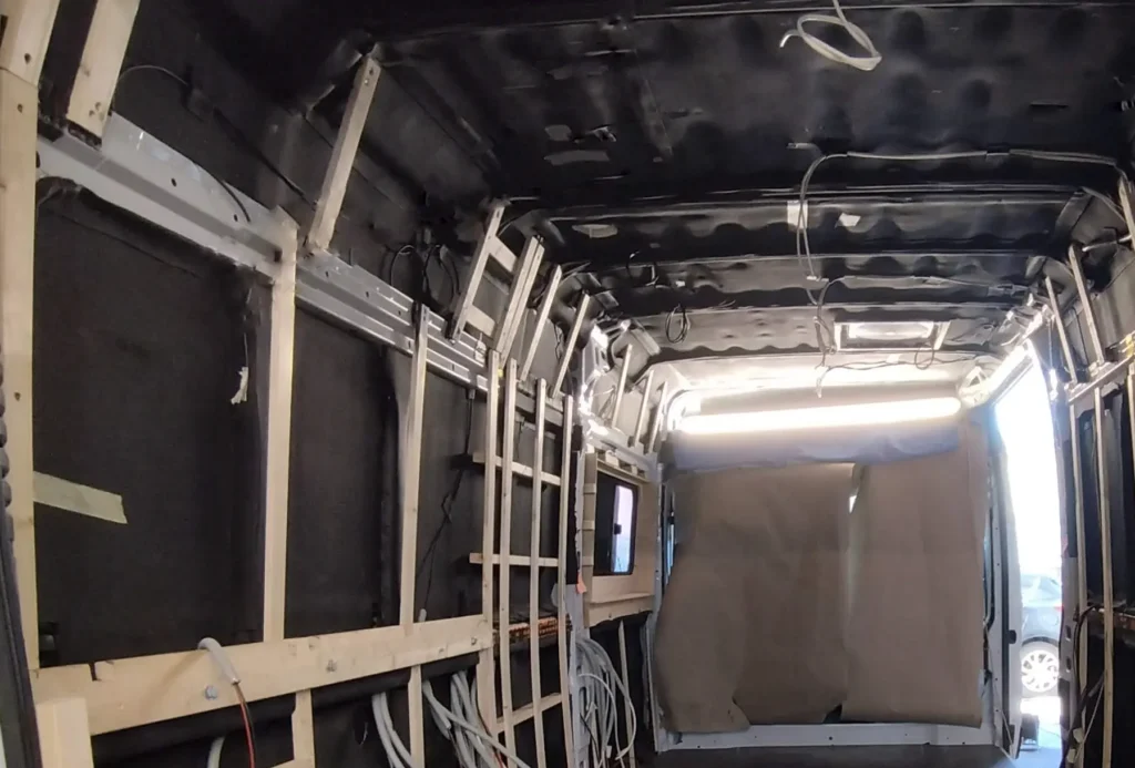 Matkabussi soojustus