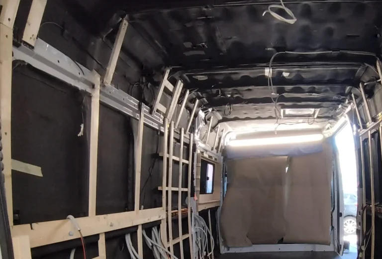 Matkabussi soojustus