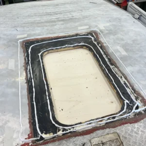 Uue plaadi liimimine